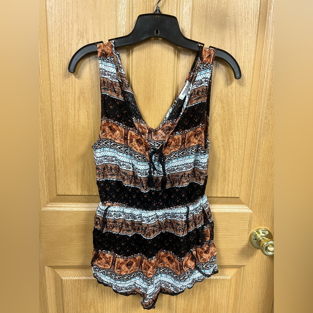 🧡🖤Forever21 Tribal Romper